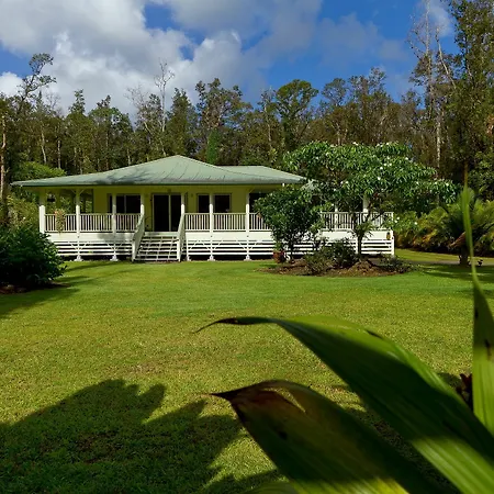 Ohia House Bed & Breakfast